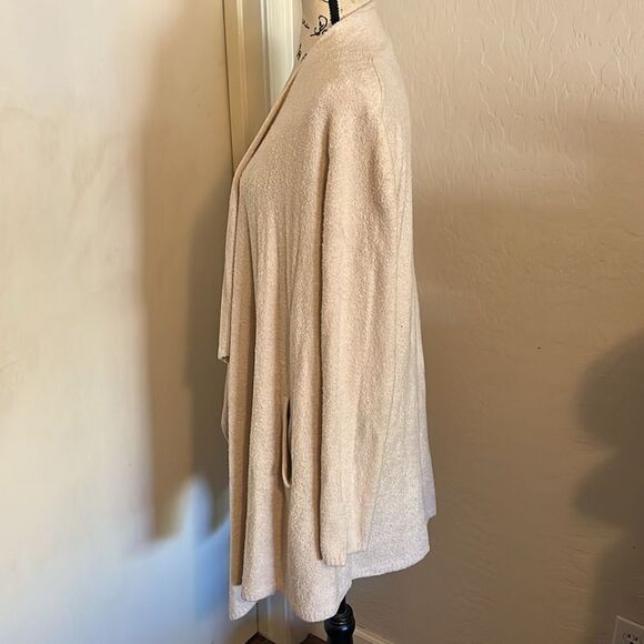 Barefoot Dreams CozyChic Lite Tan Open Style Cardigan Sweater Feminine Modern - Picture 2 of 9